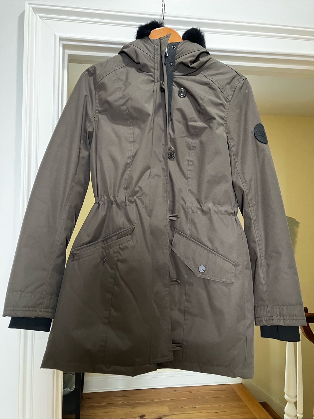 Ugg Down Parka Coat With Fur Trim Hood | Women’s Medium | Taupe/Olive